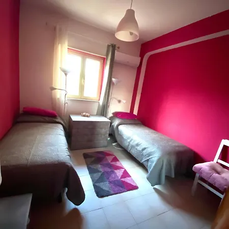 Laura Capo Peloro Villa *