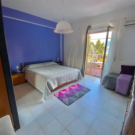 Villa Laura Capo Peloro Messina